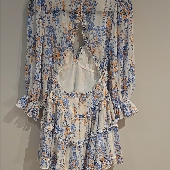 Selfie Leslie Blue and White Floral Long Sleeve Dress - Picture 4 of 4